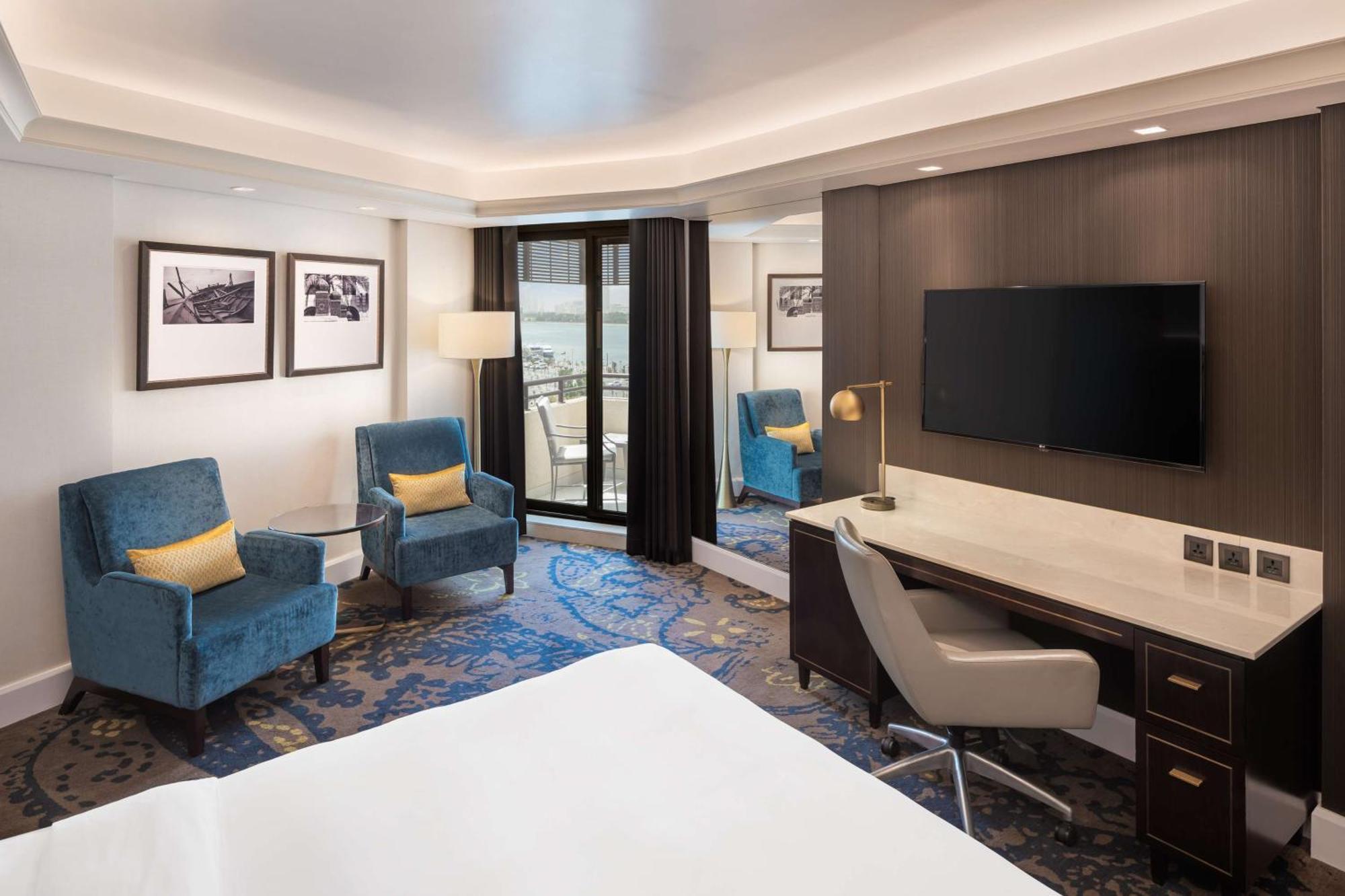 Radisson Blu Hotel, Deira Creek Hotel Dubái