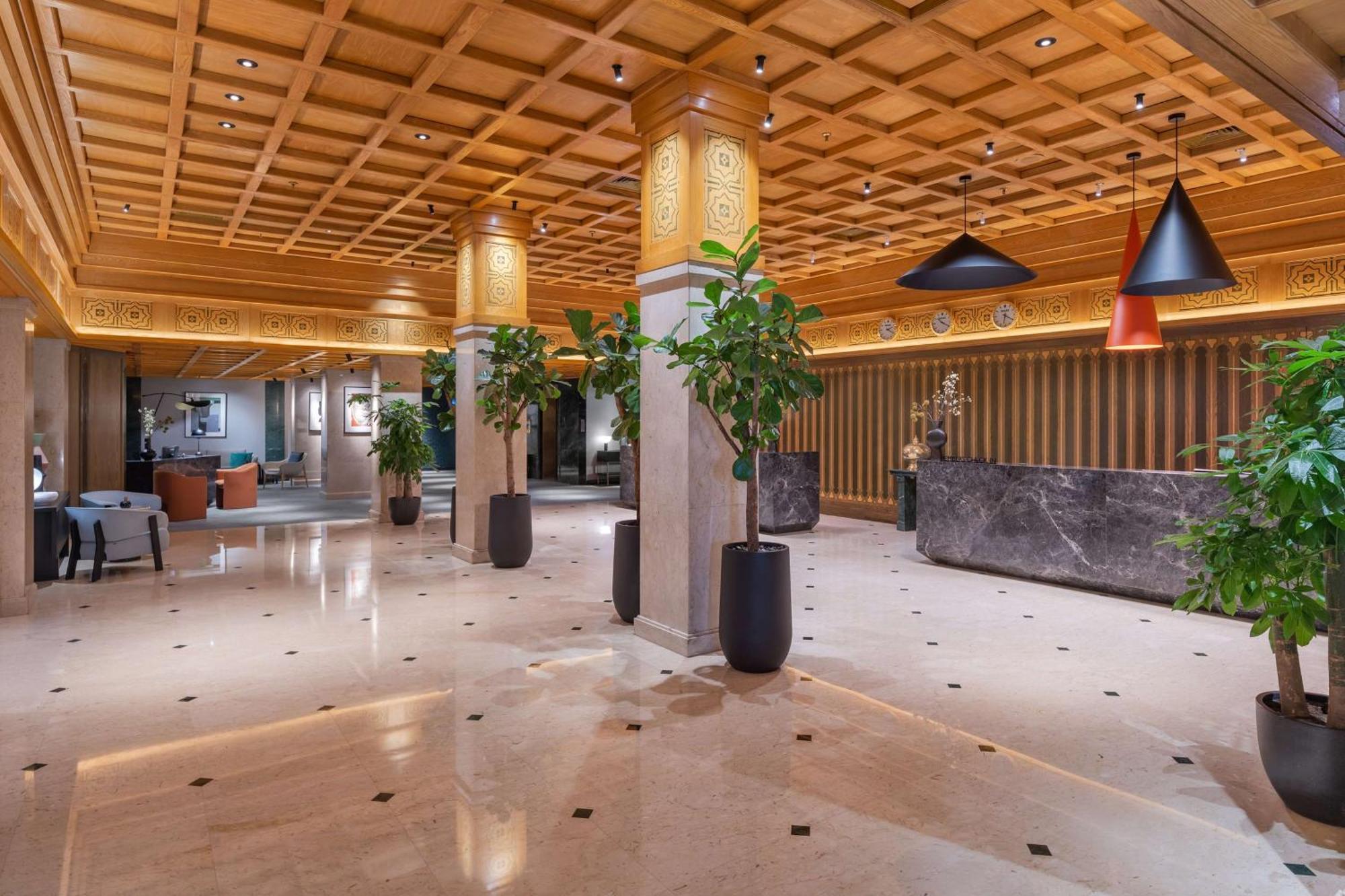 Radisson Blu Hotel, Deira Creek Dubái