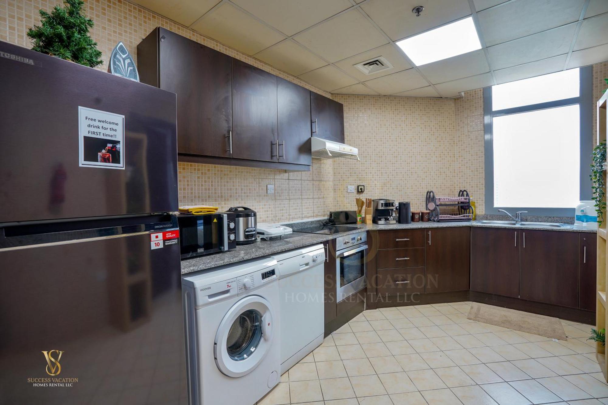 Marina , Success Luxury Apartments, Near Jbr And Metro Station-daily Free Housekeeping Included