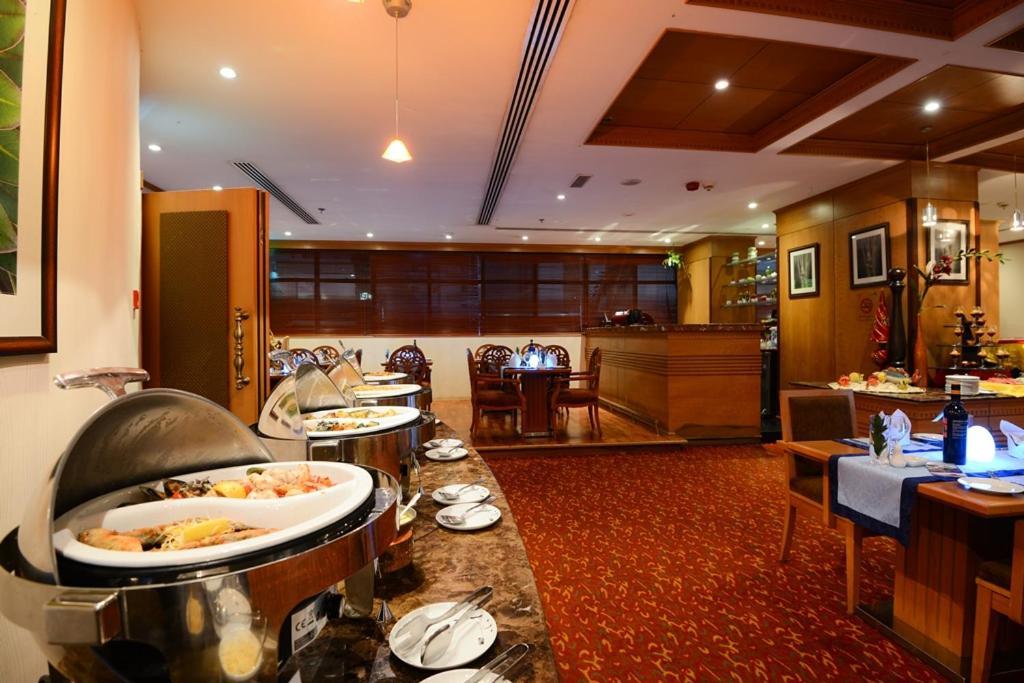 Al- Barsha Hotell 4*