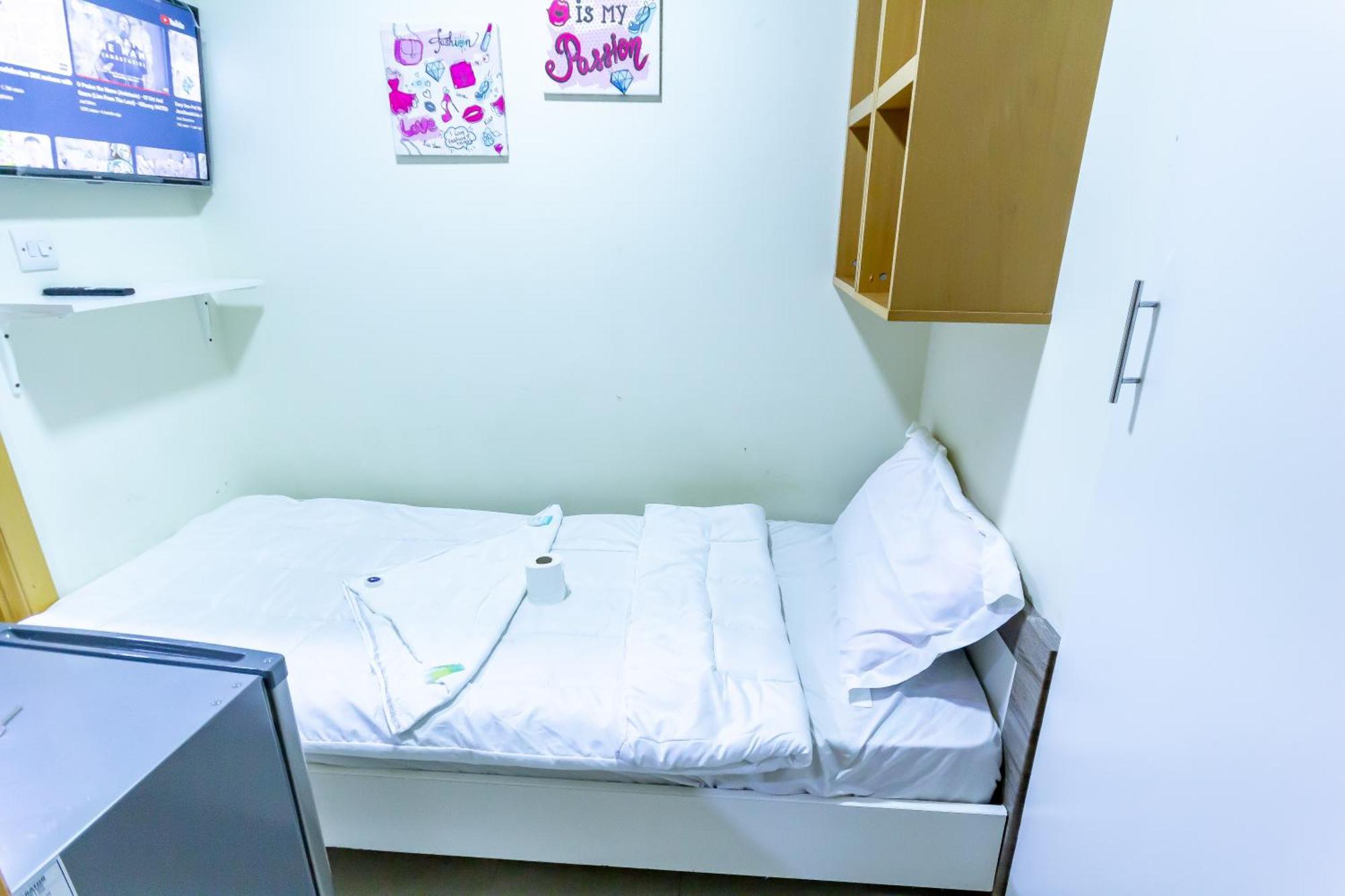 Apartamento Budget With Private Bathroom For 'girls' Only In Dubai, Marina