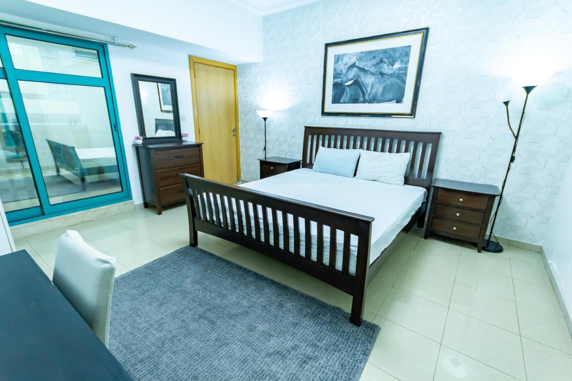Privatunterkunft Classy For Ladies In Dubai, Marina فتيات فقط *
