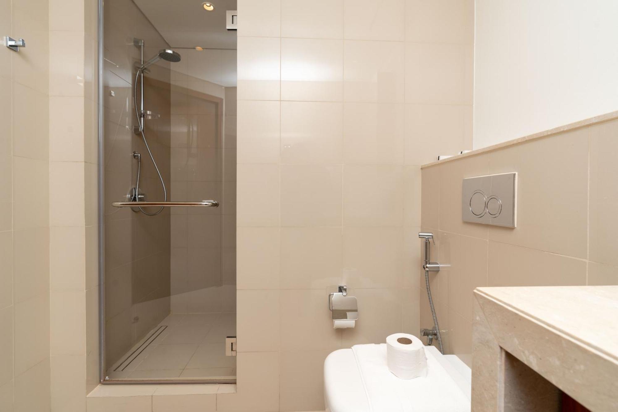 Lux Apt-burj View Opp. Dxb Mall Appartement *