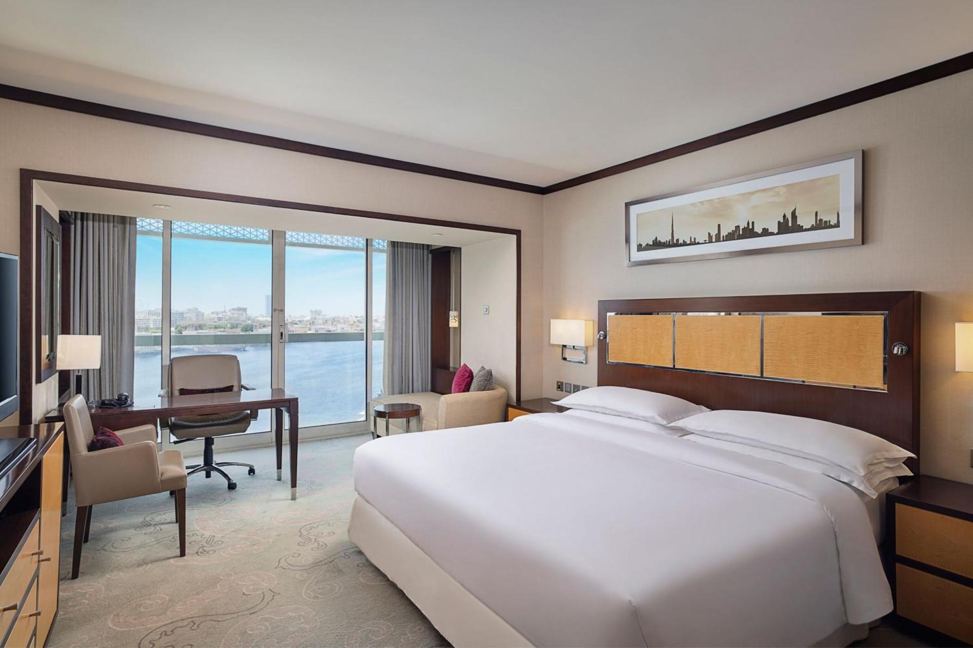 Hotel Sheraton Creek & Towers Dubái