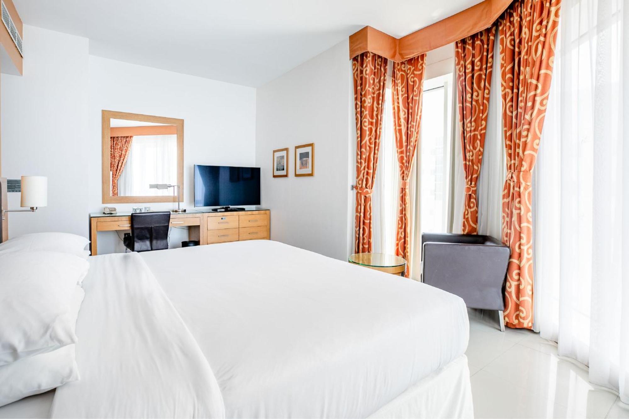 Hotel Four Points By Sheraton Bur