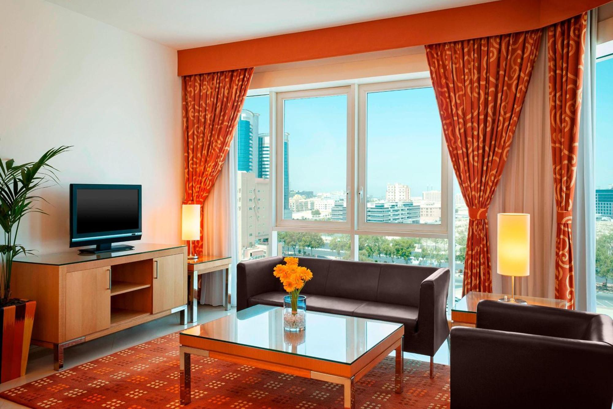 Four Points By Sheraton Bur Hotel 4*