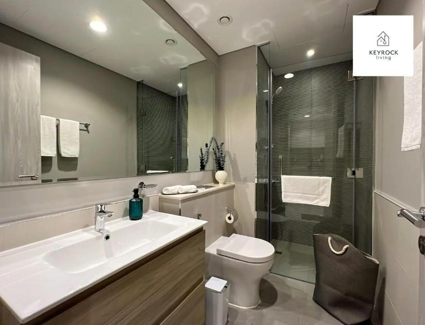 Lägenhet Keyrock Living - 1 Bedroom - Business Bay - Near Metro Station - Zada Tower Dubai