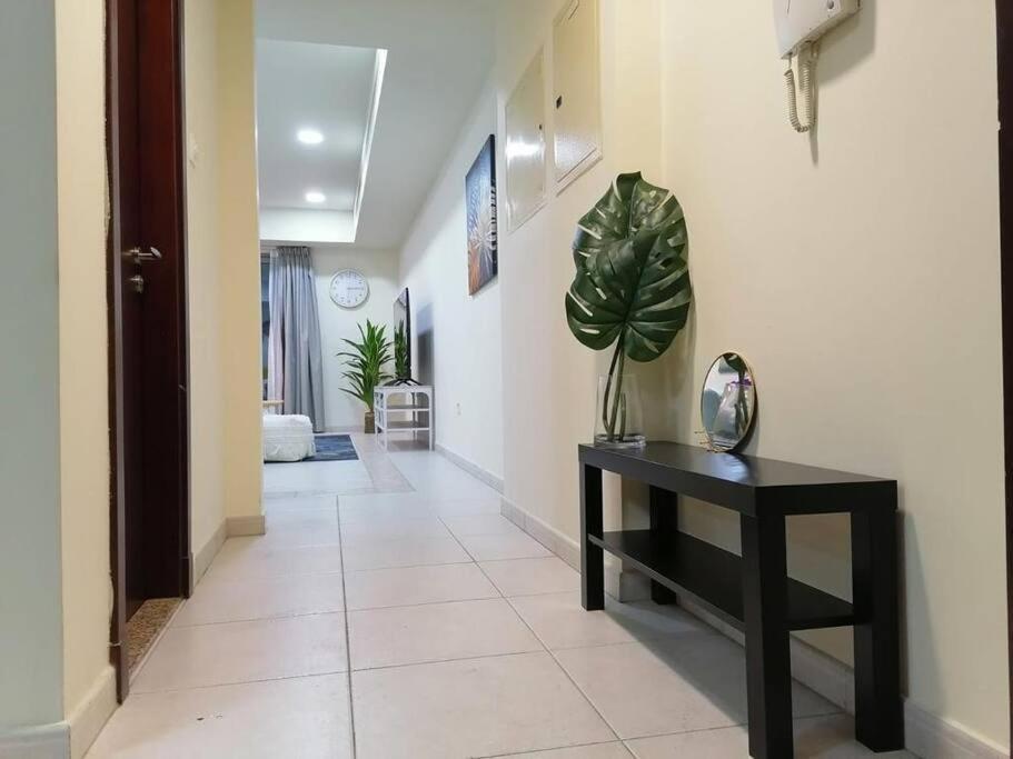 Enjoyable 2br In Marina Dubai