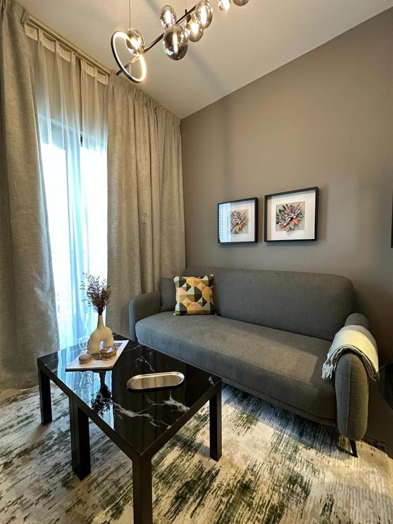 Lägenhet Keyrock Living - 1 Bedroom - Business Bay - Near Metro Station - Zada Tower Dubai