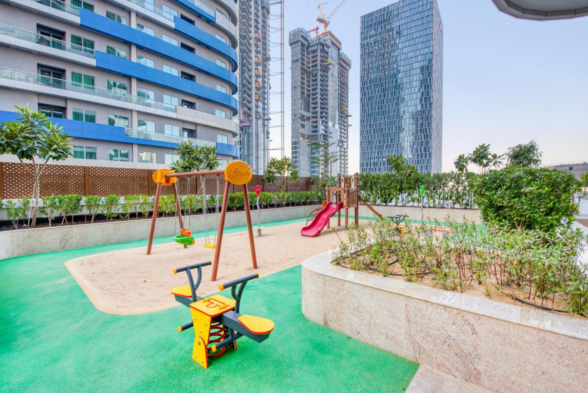 Apartamento Rh- Downtown Oasis, Spacious 01 Bedroom In Downtown Near Mall Dubái