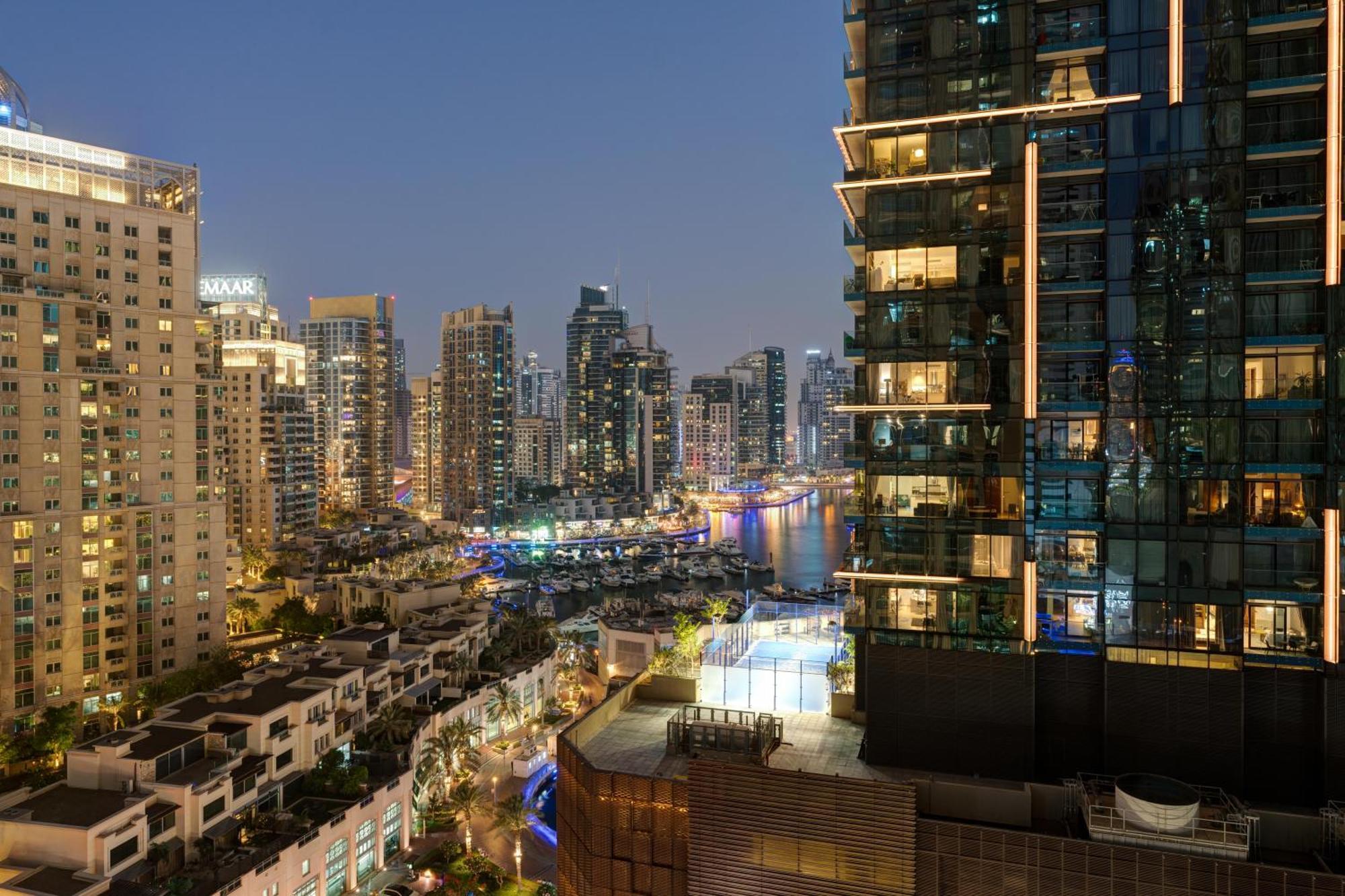 Marina Heights Tower 2 Bhk With Lavish View * Dubai