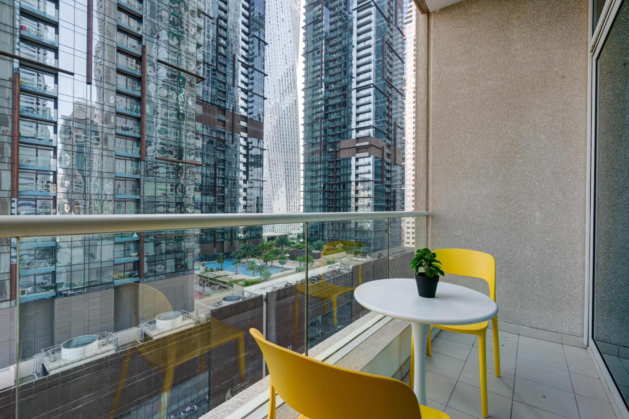 Marina Heights Tower 2 Bhk With Lavish View Dubai