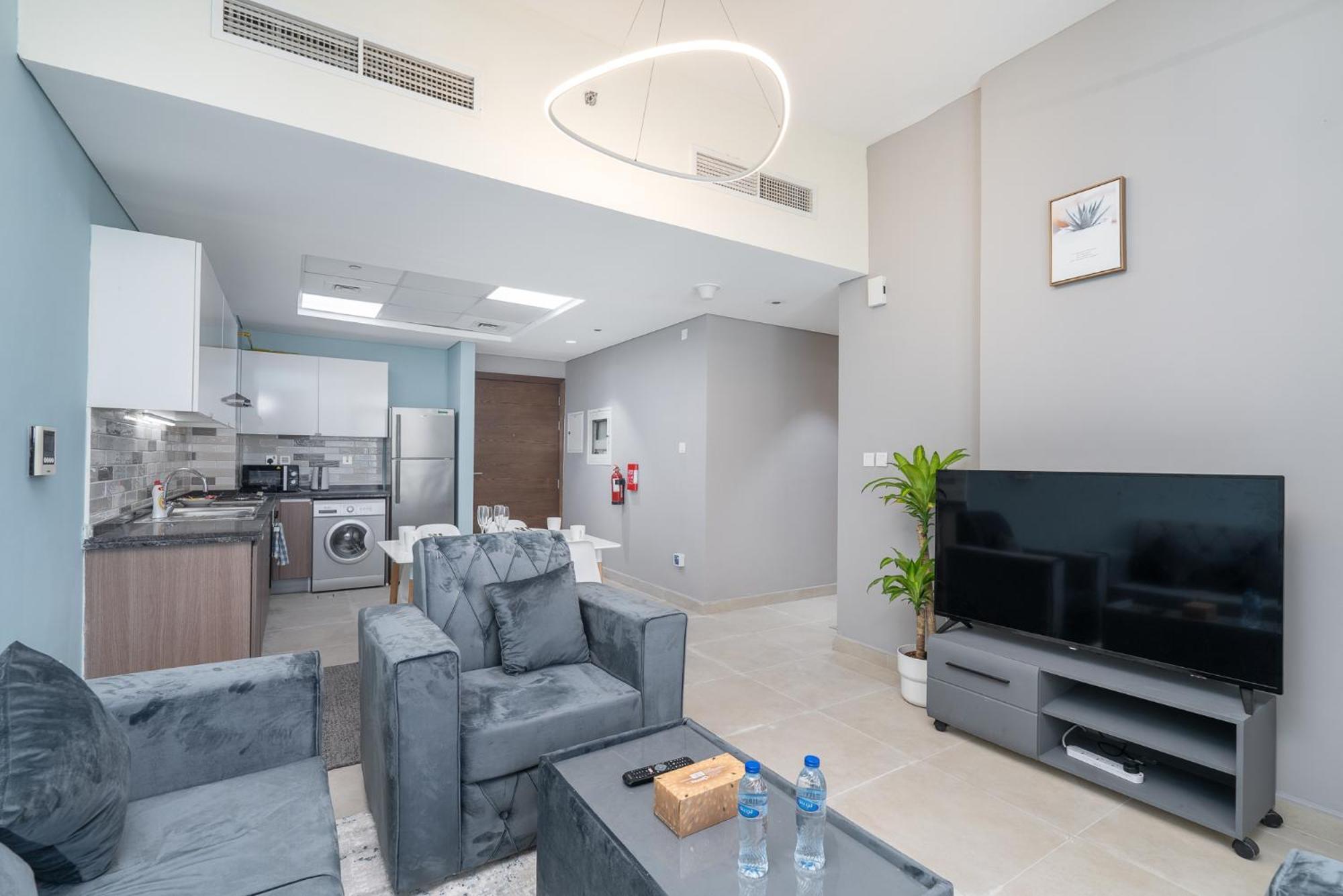 Trinity Homes - Spacious Modern Living 1br & 2br Unique Dubai