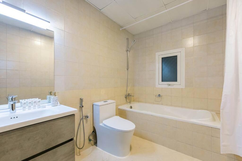 Urban Caves - Chic With Balcony Near The Walk Jbr * Dubai