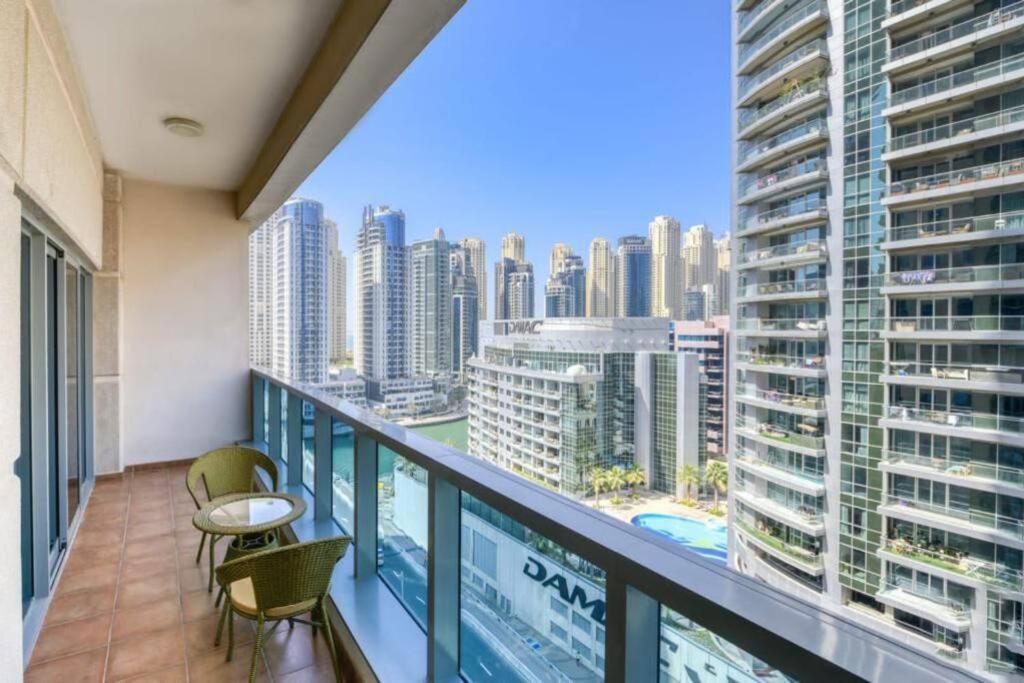 Apartment Luxury 1 Bedroom Marina View, Sleeps 5, 1 Min To Metro Dubai