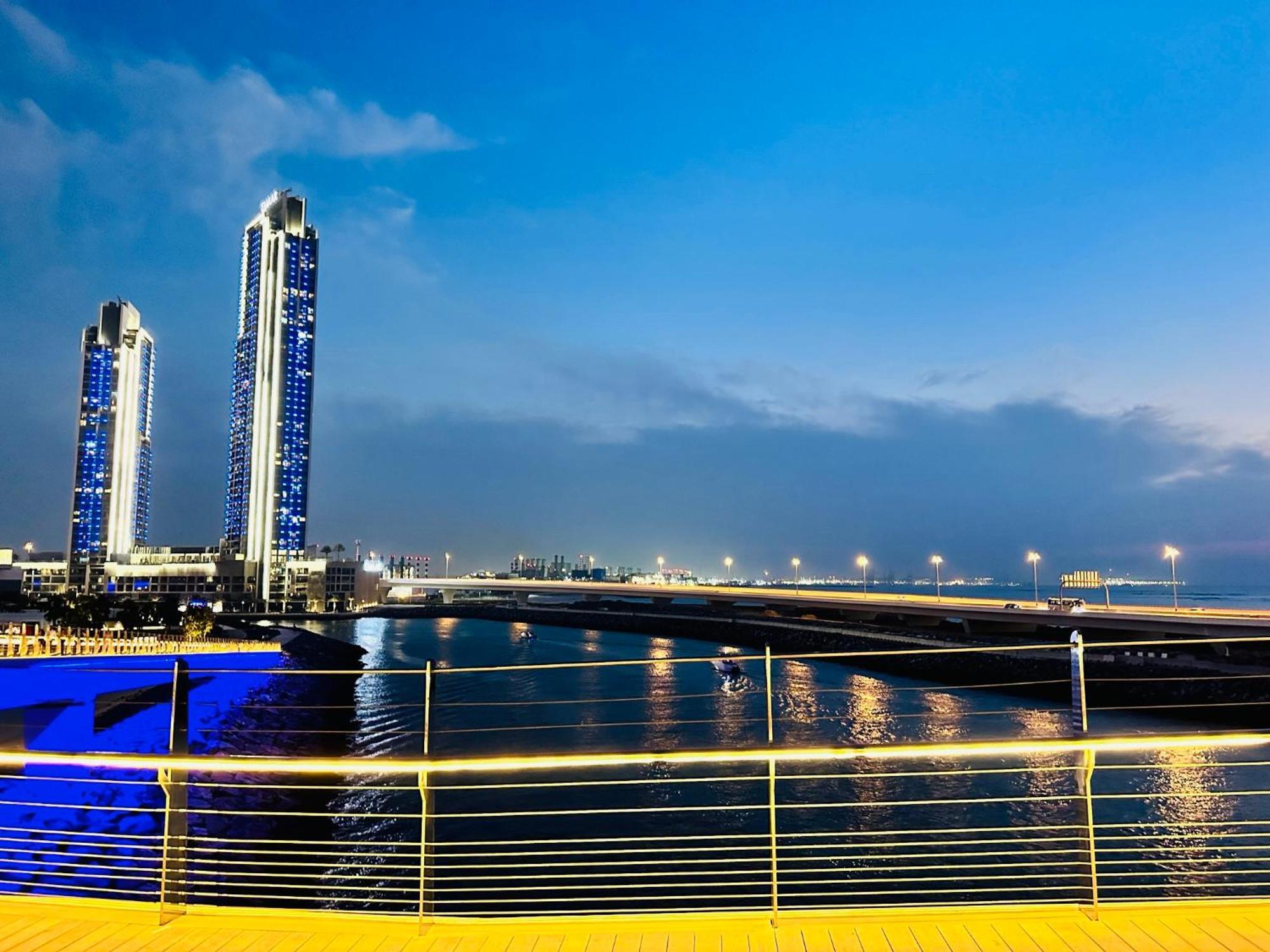 View Marina Host Hostel Dubai