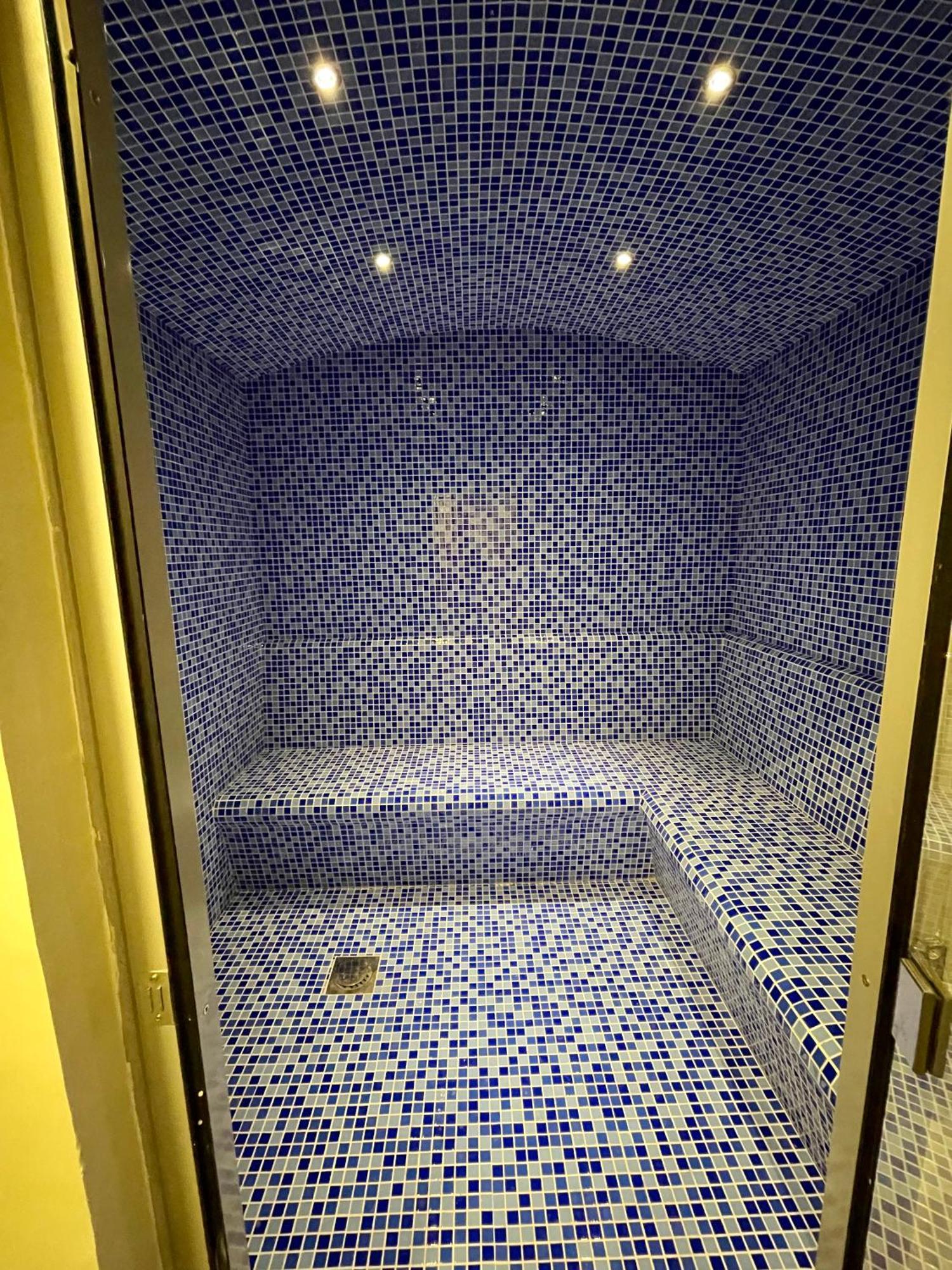 New Reva Next Burj Khalifa Hotel 4*