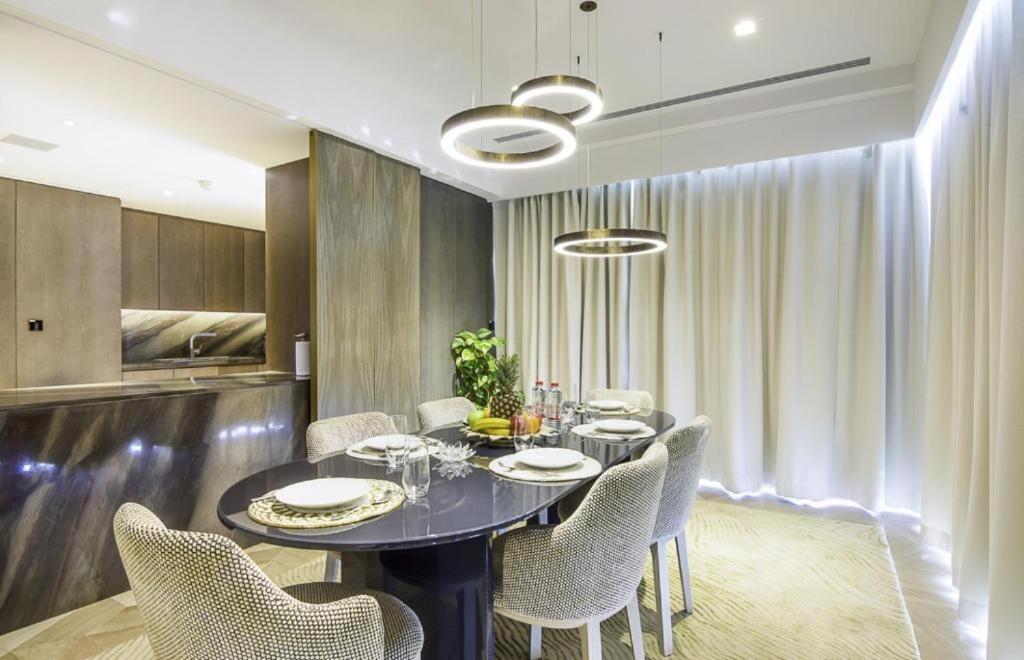 Lägenhet Five Palm And - Luxury Penthouse Full Sea Marina View & Private Pool Dubai