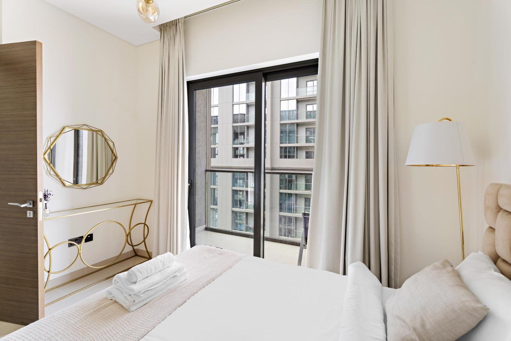 Beautiful 2 Bedroom Next To Business Bay - Sobha Creek Vista Apartamento Dubai