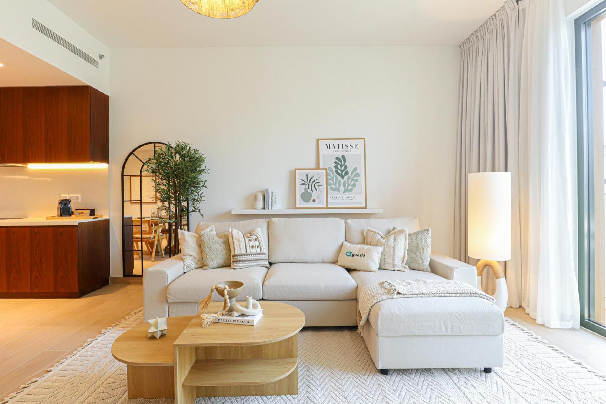 Higuests - Coastal Chic Luxurious Retreat At Port De La * Dubai