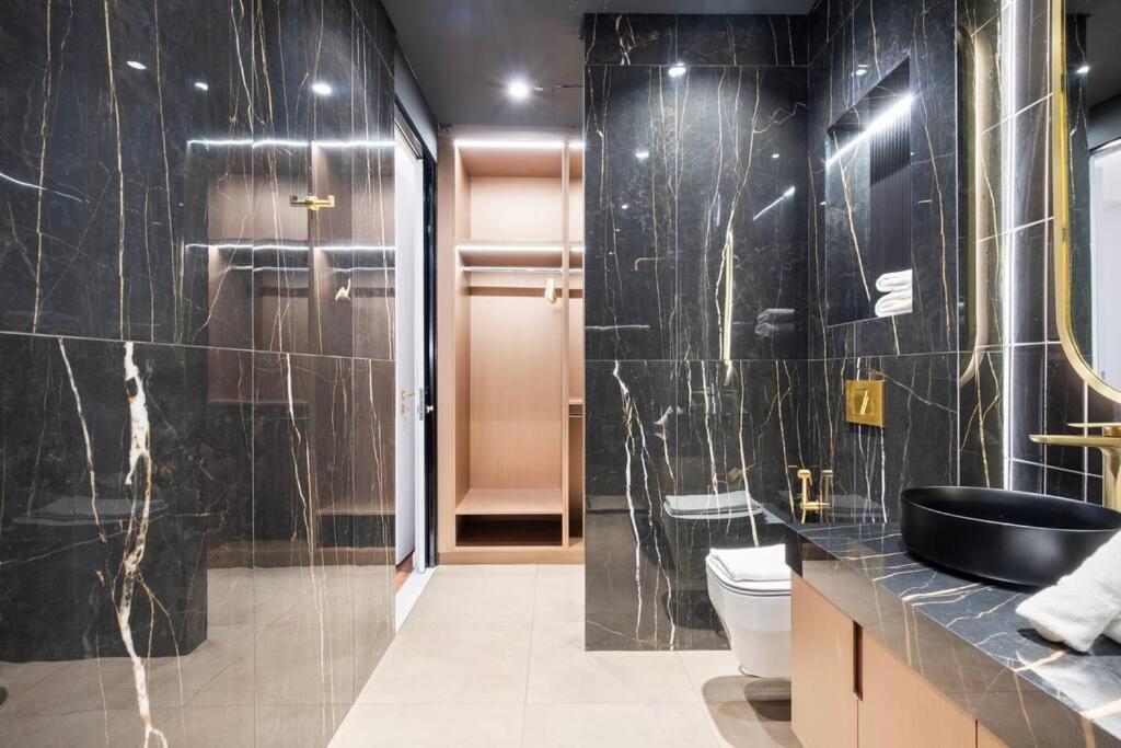 First Class 2br With Burj Khalifa And Downtown View Appartement