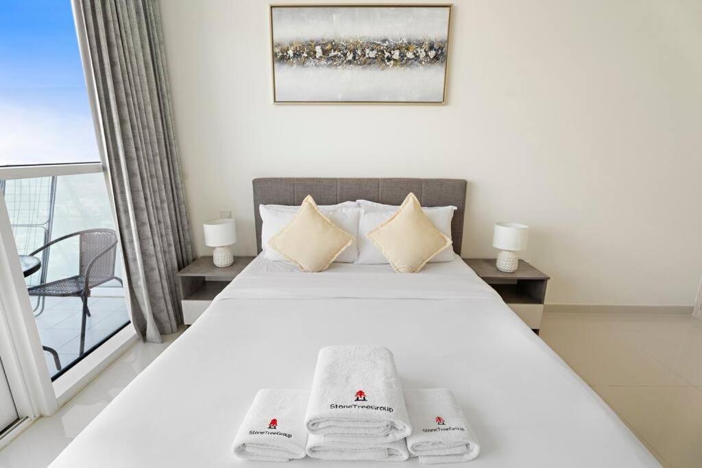 Stonetree - Modern Studio - Carson A Dubaï