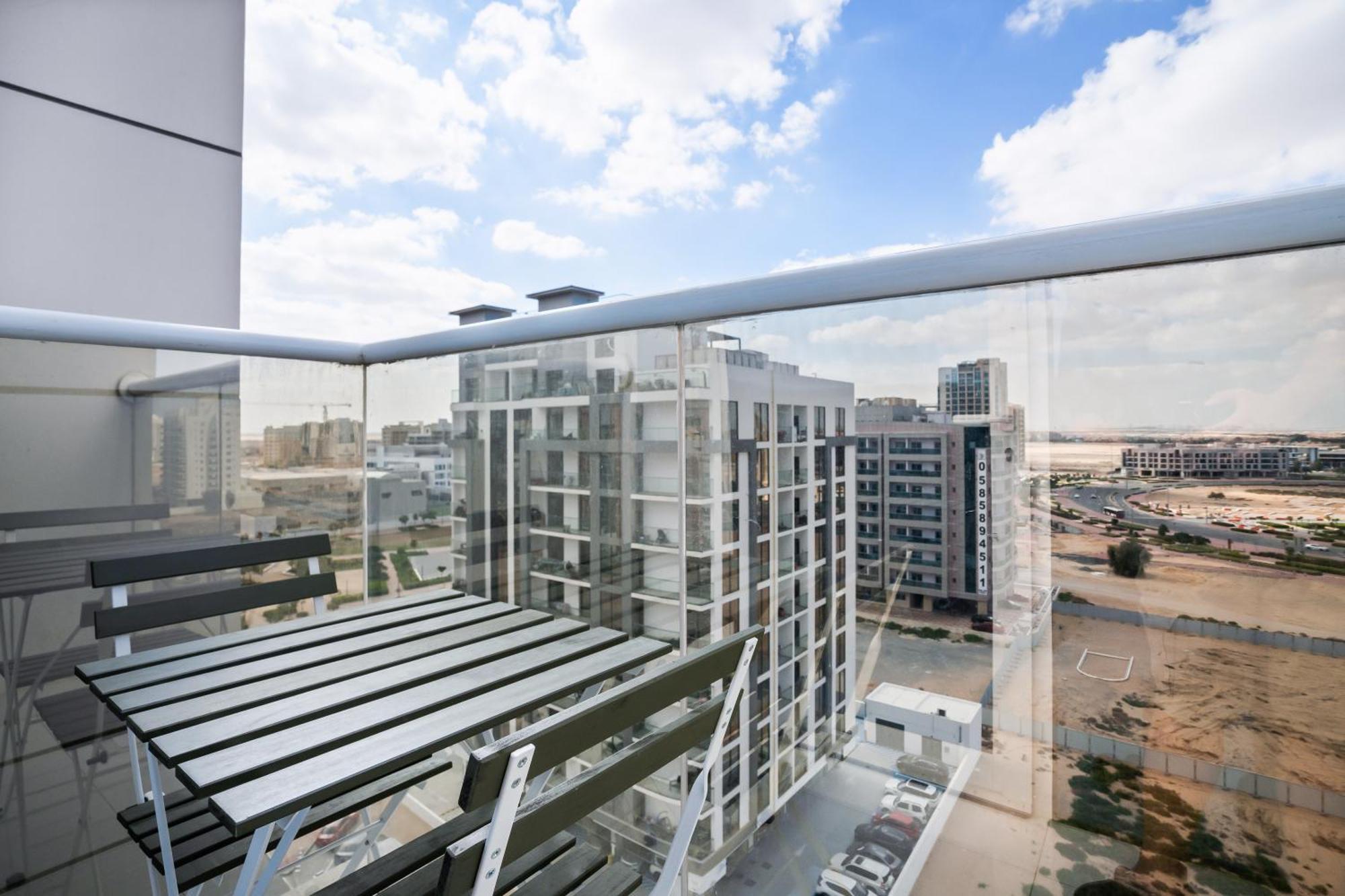 Lägenhet Studio Apt - Cozyfriendly Dubai