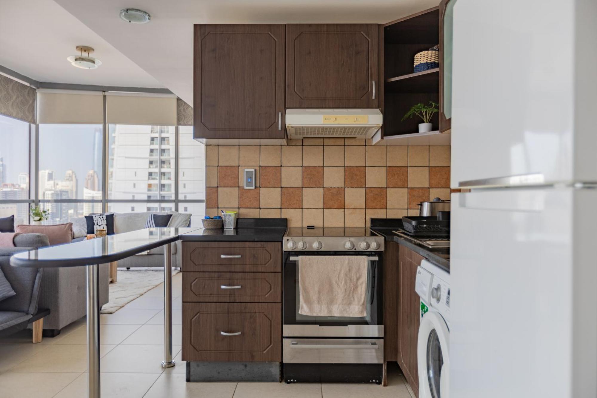 Apartament Livin' Holidays - Stunning 1br Corner Unit Next To Dmcc Metro *