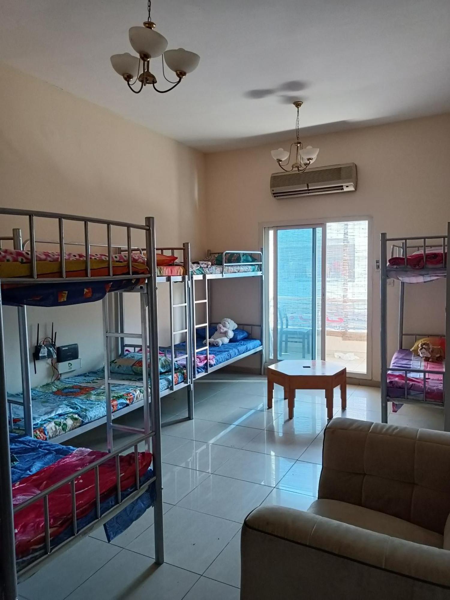Apartamento Omar For Boys