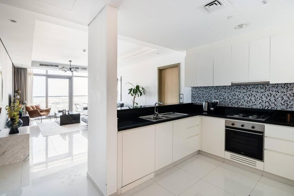 Chic One Bedroom With Full Sea View Appartement