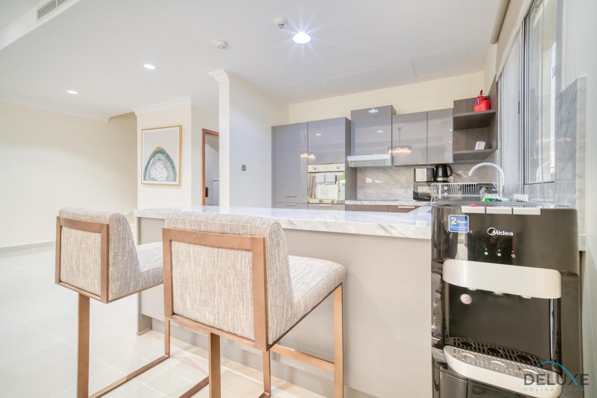 Appartement Charming 3br Townhouse With Assistant's At District 12 Jvc By Deluxe Dubai