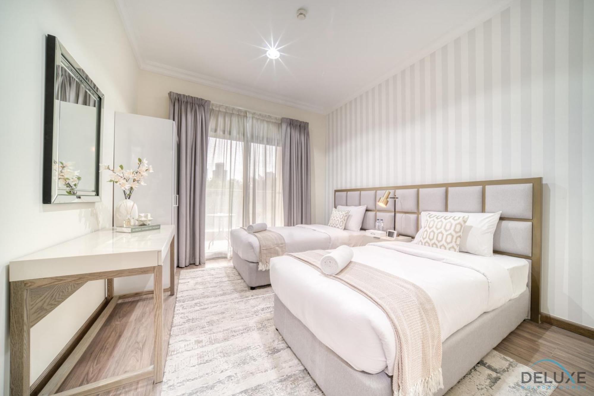 Charming 3br Townhouse With Assistant's At District 12 Jvc By Deluxe Appartement Dubai
