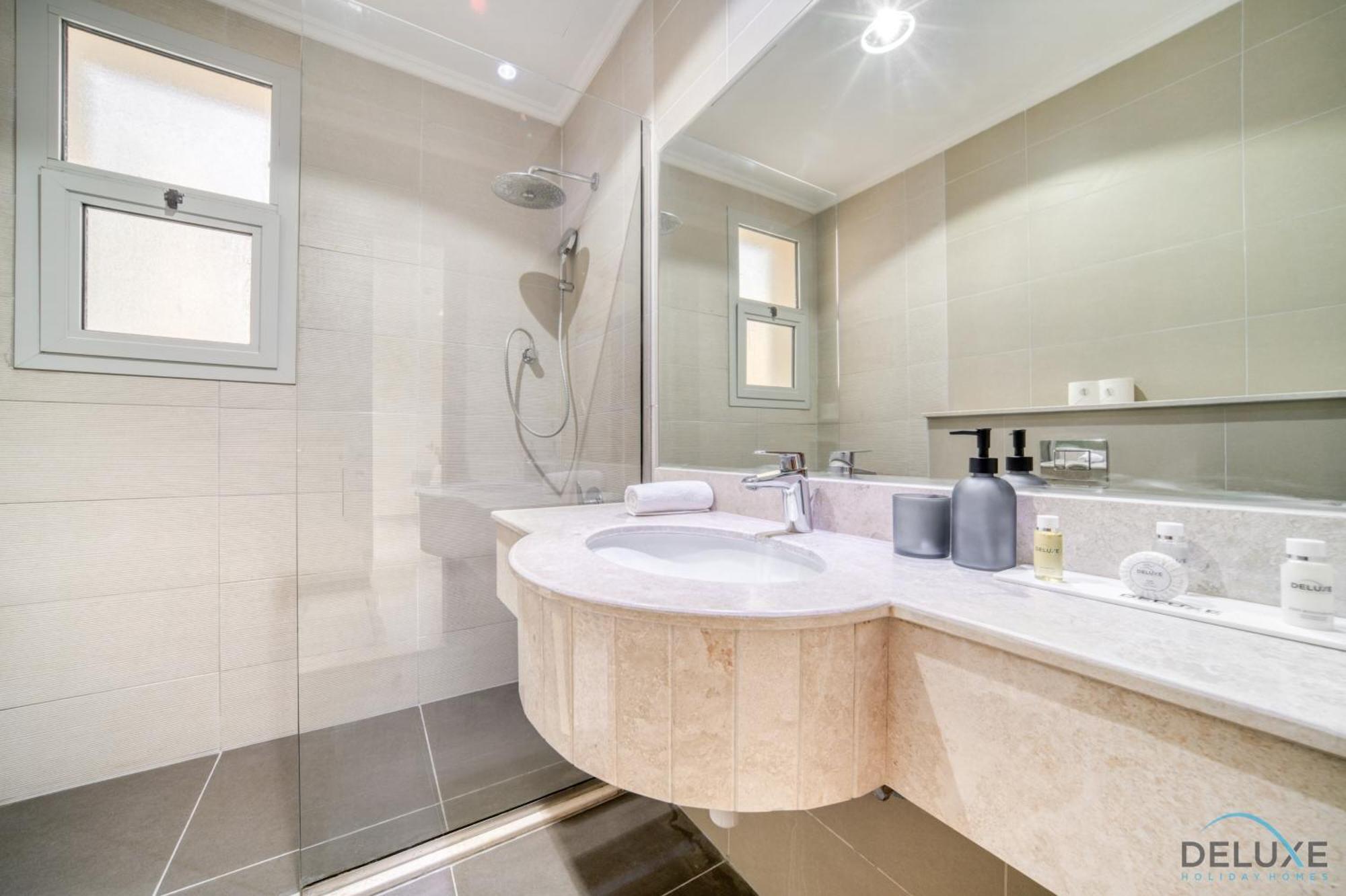 Appartement Charming 3br Townhouse With Assistant's At District 12 Jvc By Deluxe