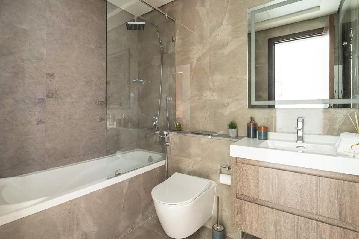 Frank Porter - Majestique 2 Apartamento