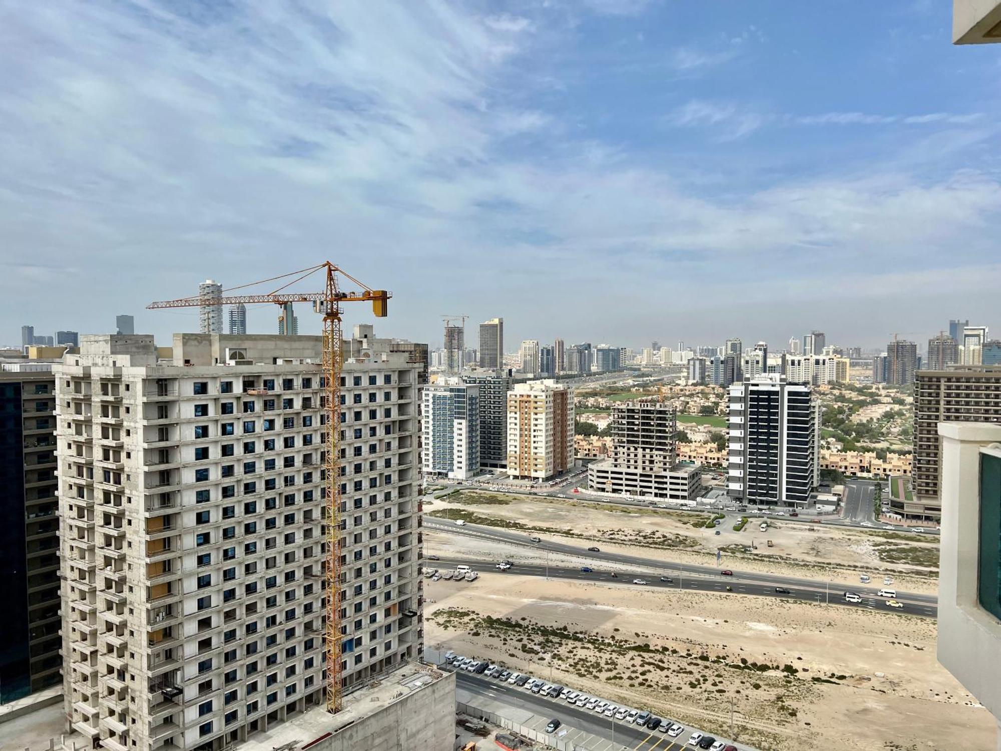 Cosmos Living Stunning In Vista Impz Apartamento