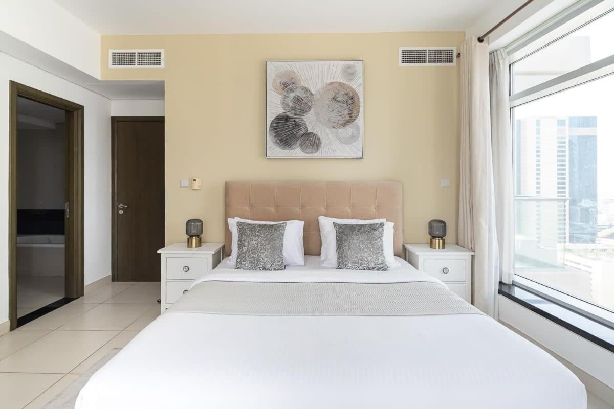 Apartment Frank Porter - The Lofts Dubai