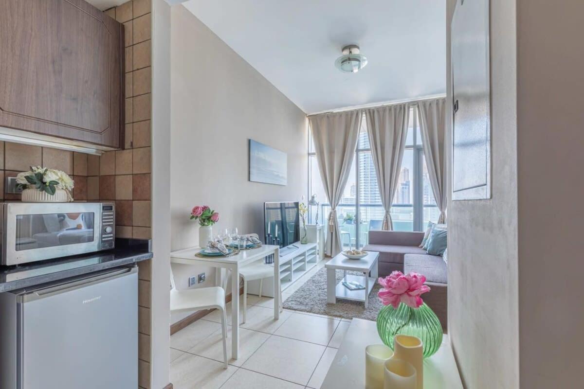 Frank Porter - Indigo Tower Apartamento