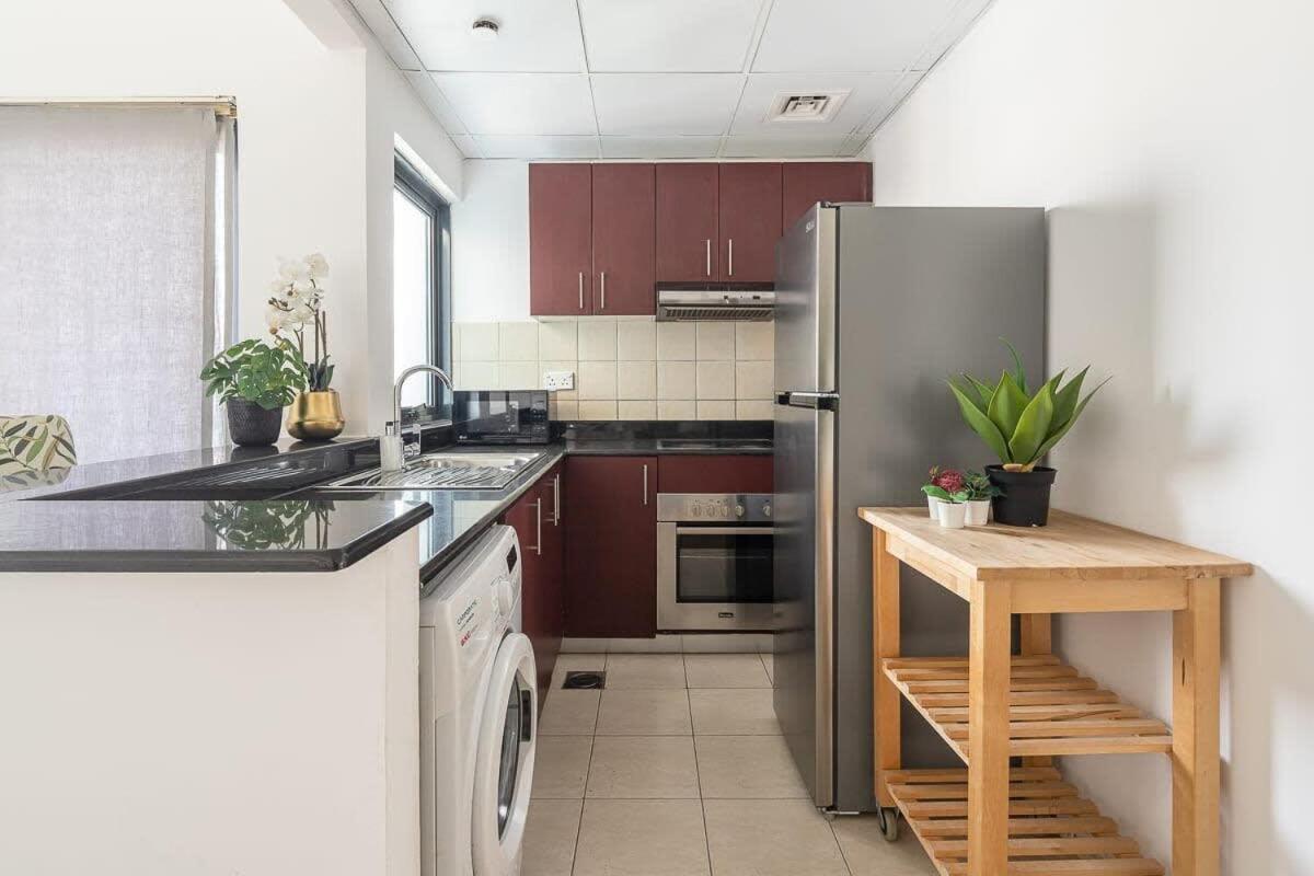 Frank Porter - Time Place Apartamento Dubai
