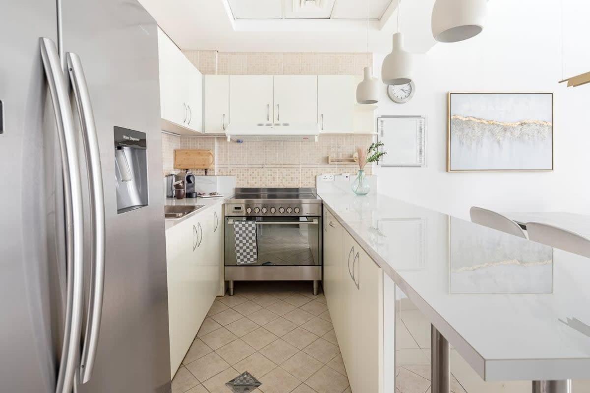 Frank Porter - The Atlantic Tower Apartamento *