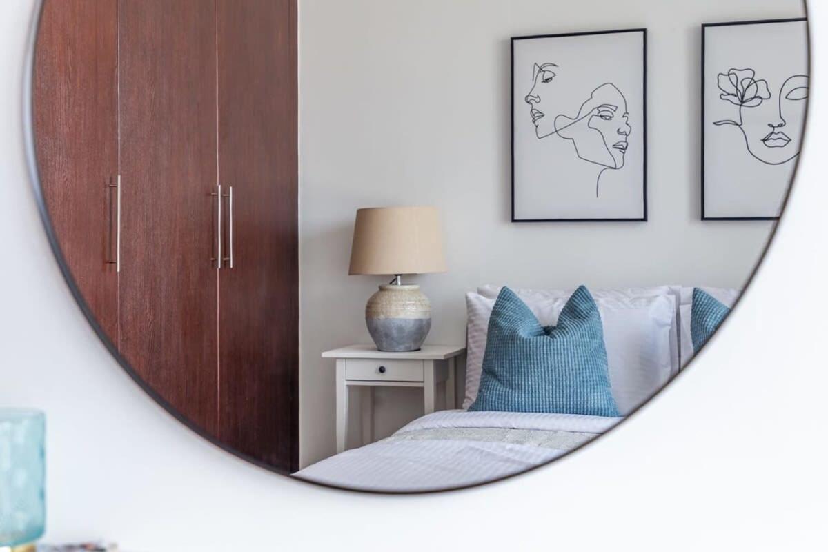 Frank Porter - Icon Tower 1 Apartamento Dubái