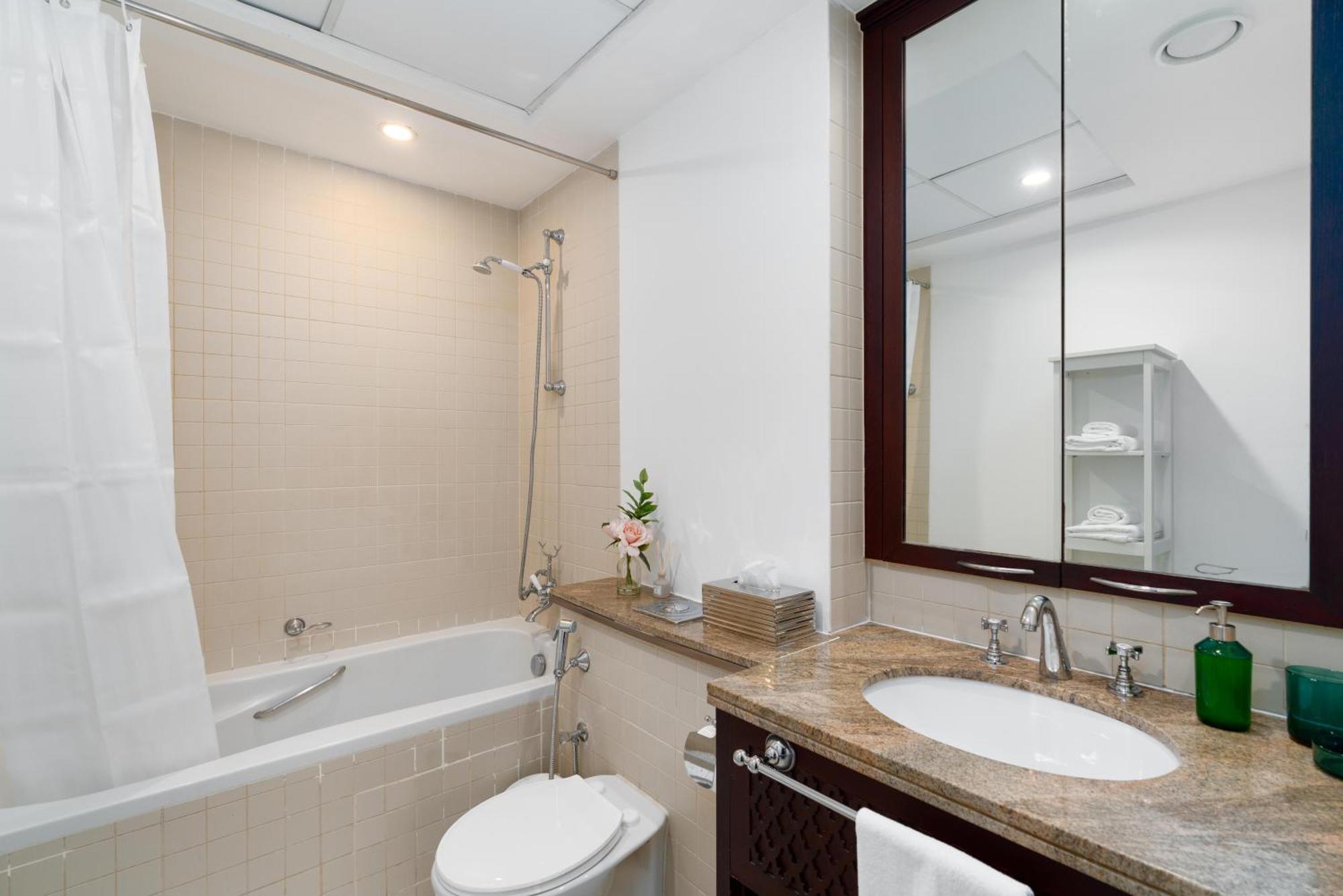 Ultimate / 4 Beds / Burj Khalifa And Opera View Apartemen