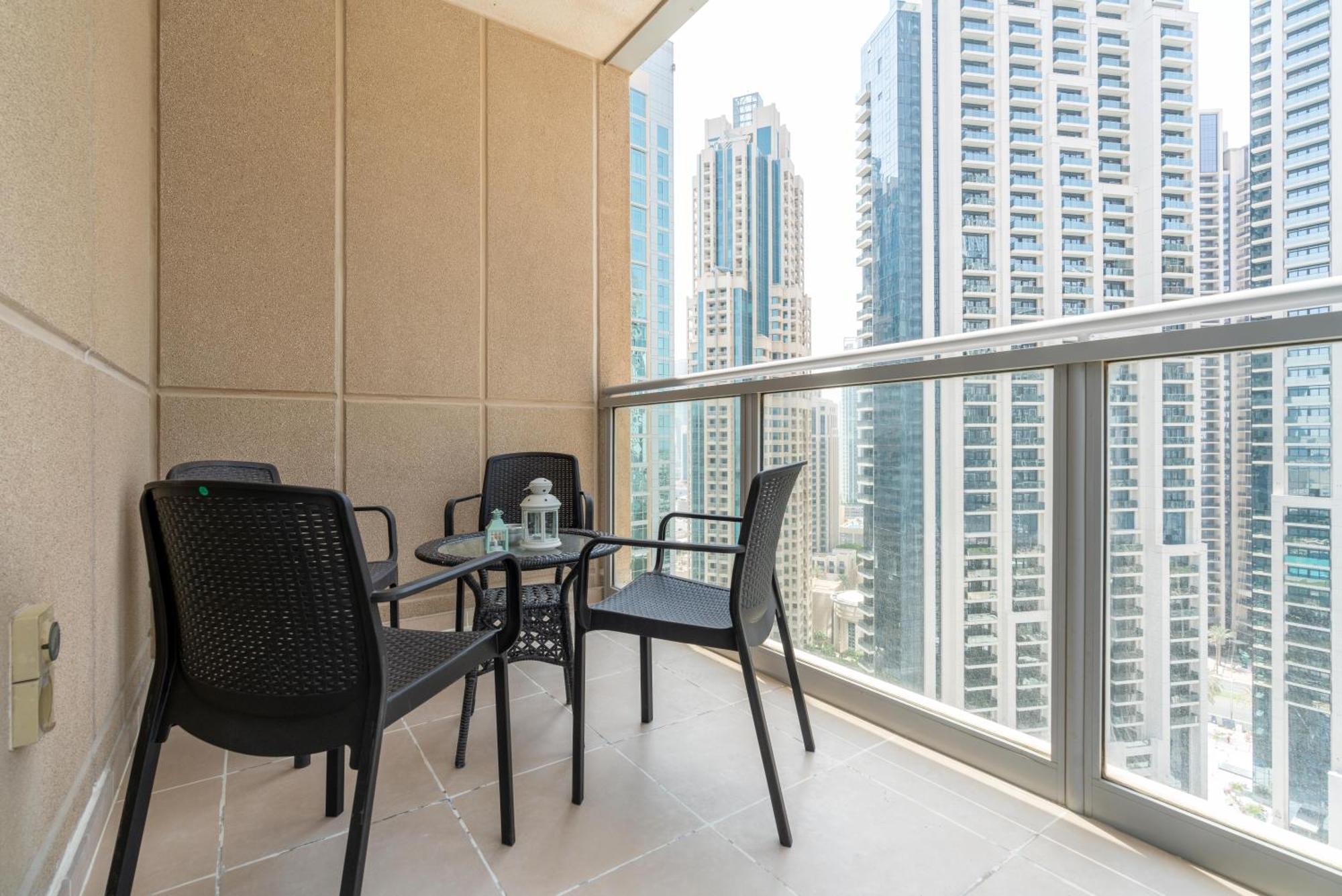 Apartemen Ultimate / 4 Beds / Burj Khalifa And Opera View