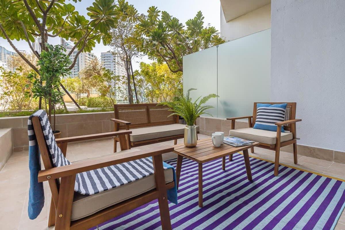 Frank Porter - Damac Prive B * Dubai