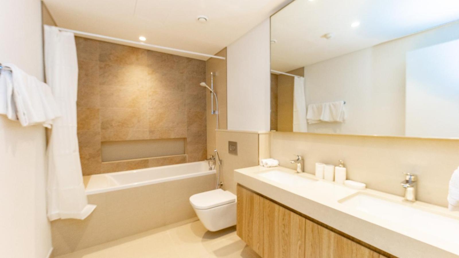 Burj Khalifa View Lux 3 Bedroom By Tanami Homes * Dubái