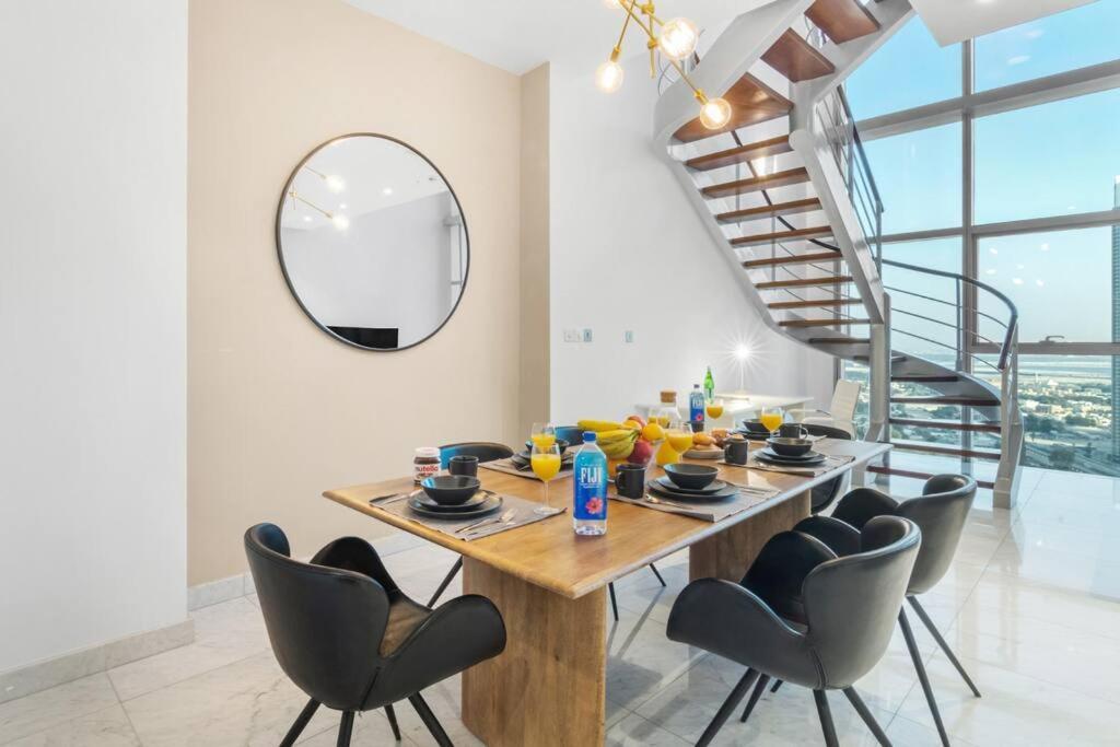 First Class 2br With Magical Duplex In Park Apartemen Dubai