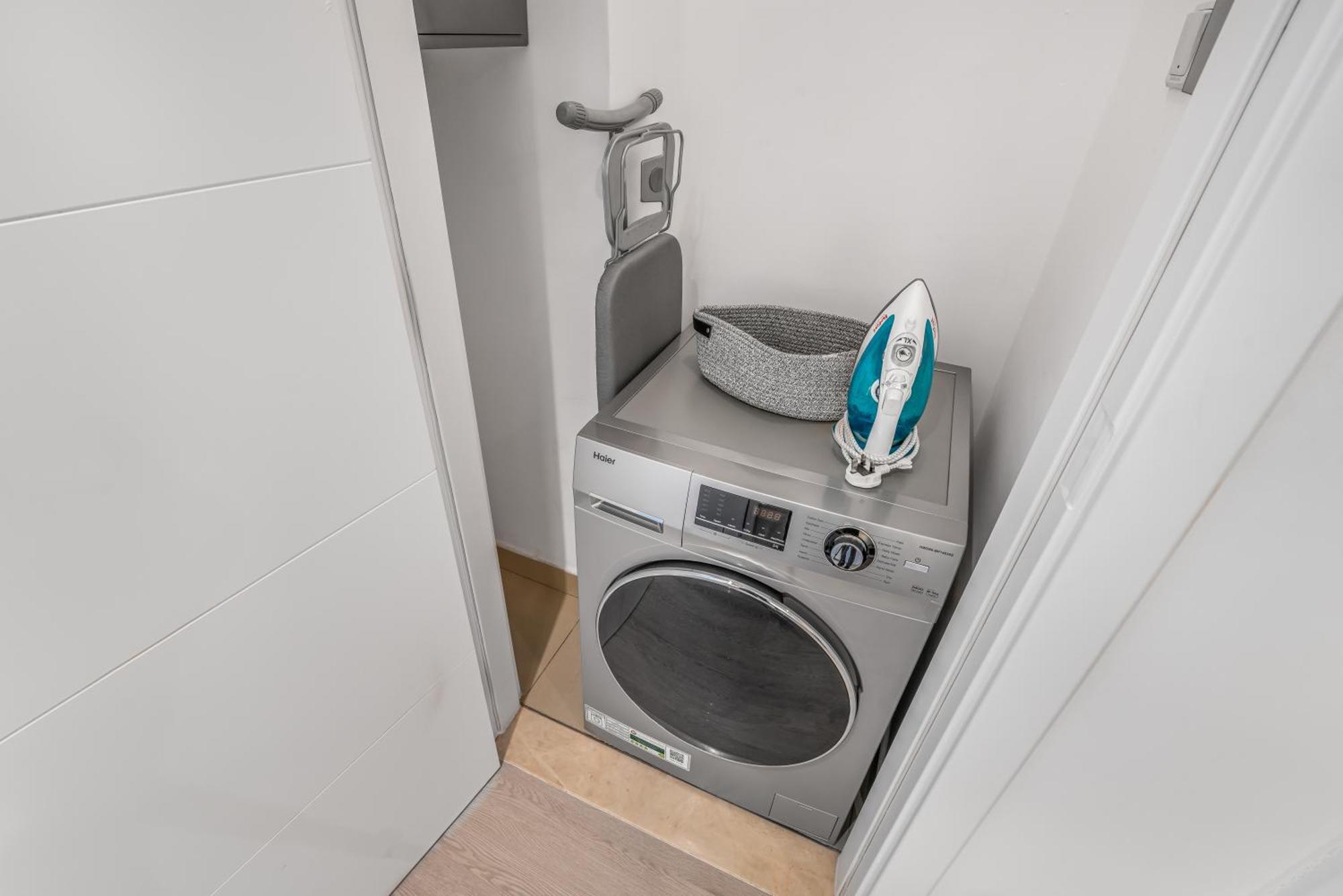 Luxueux Studio, Emplacement Apartment Dubai
