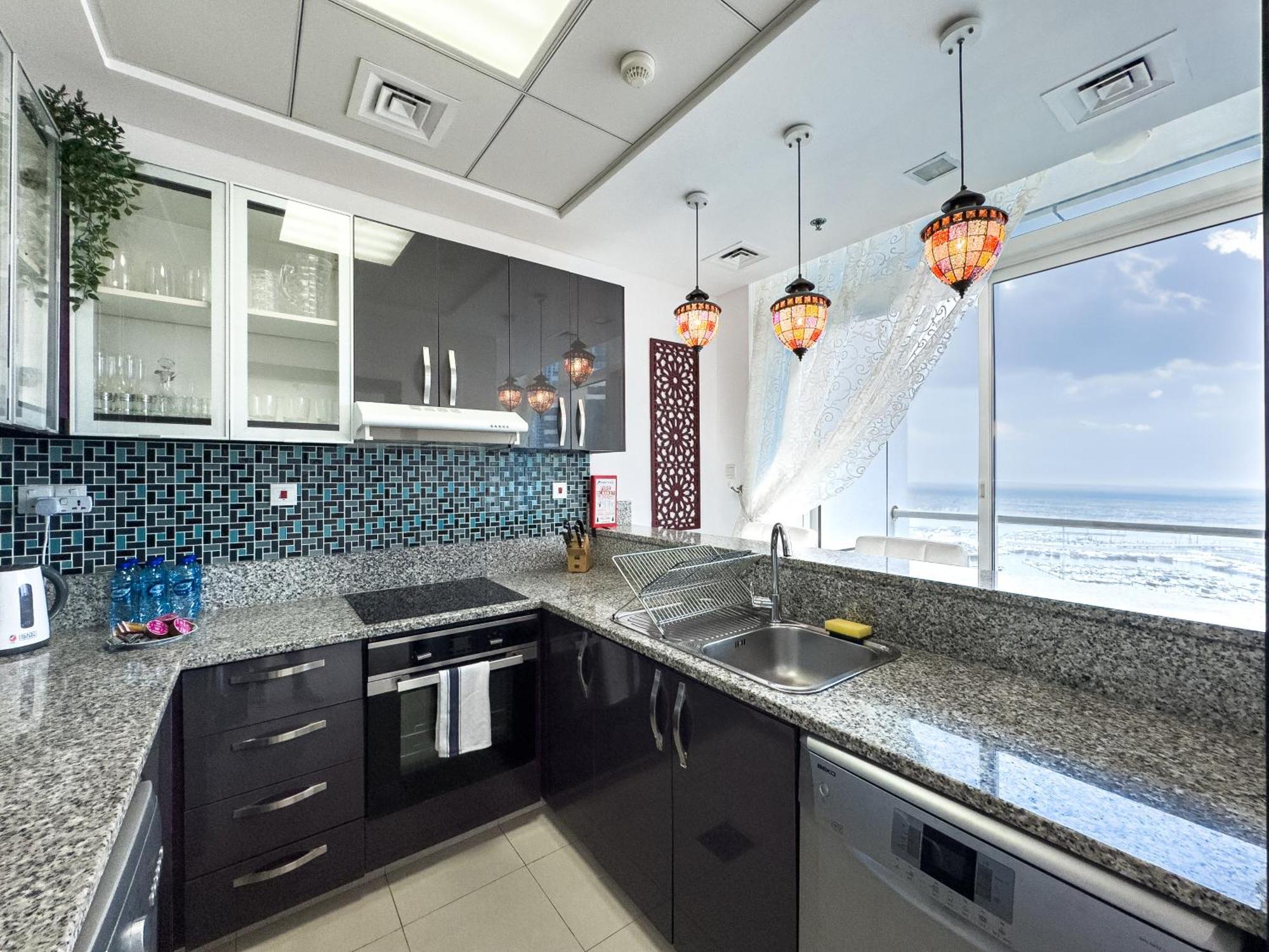 Apartment Marina & Palm View - High Floor 2br Near Jbr Dubai