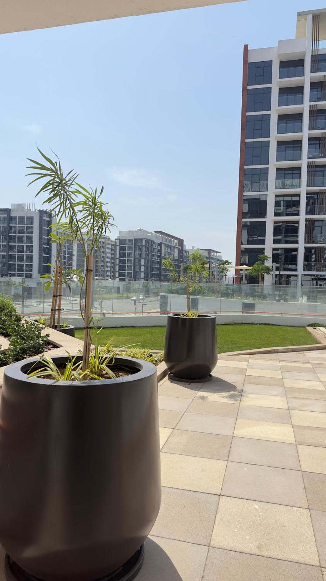 Luxury With Big Balcony Azizi Riviera Meydan Apartment