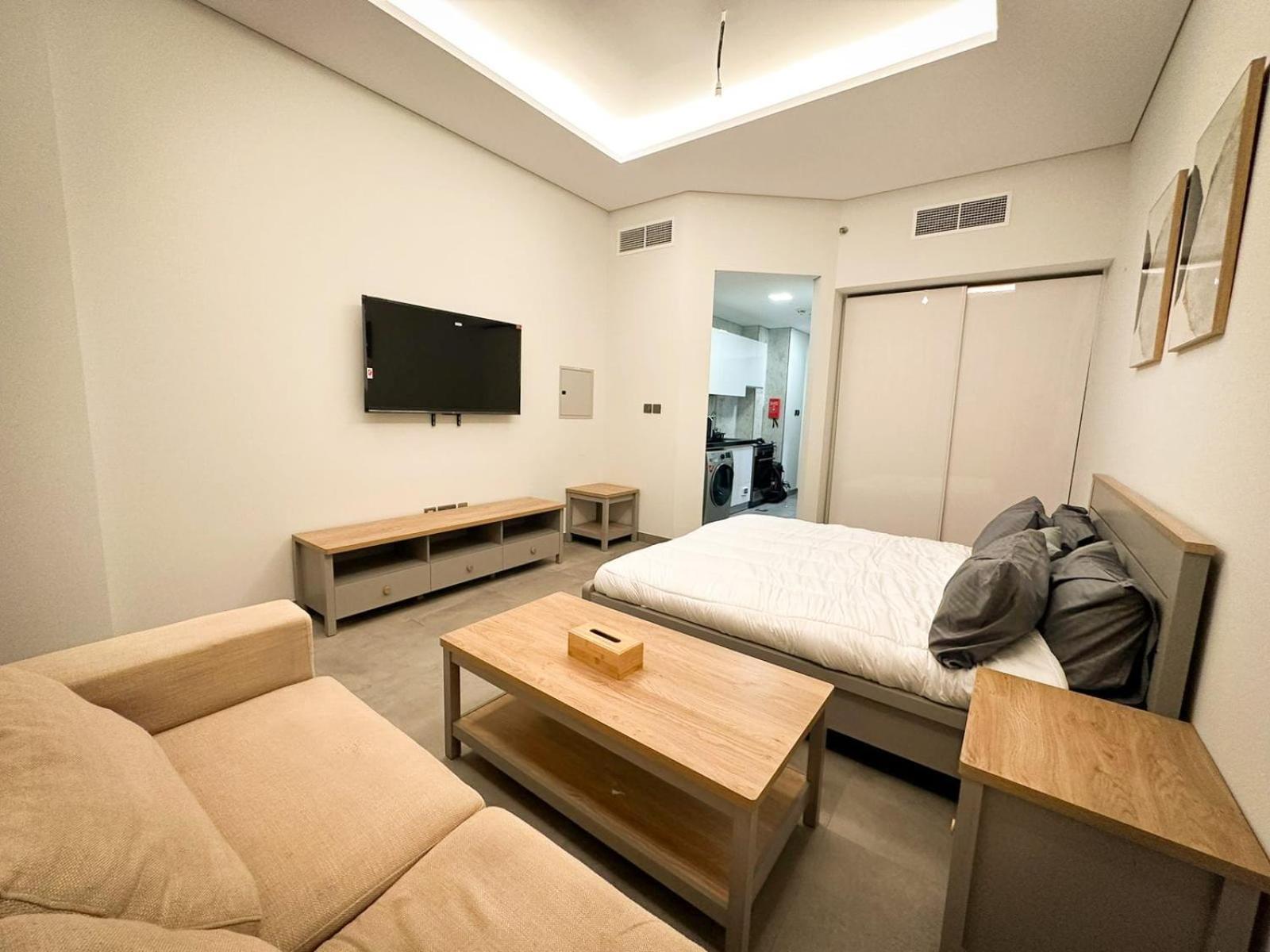 Retreat At Business Bay! 5 Mins From Downtown Dubai