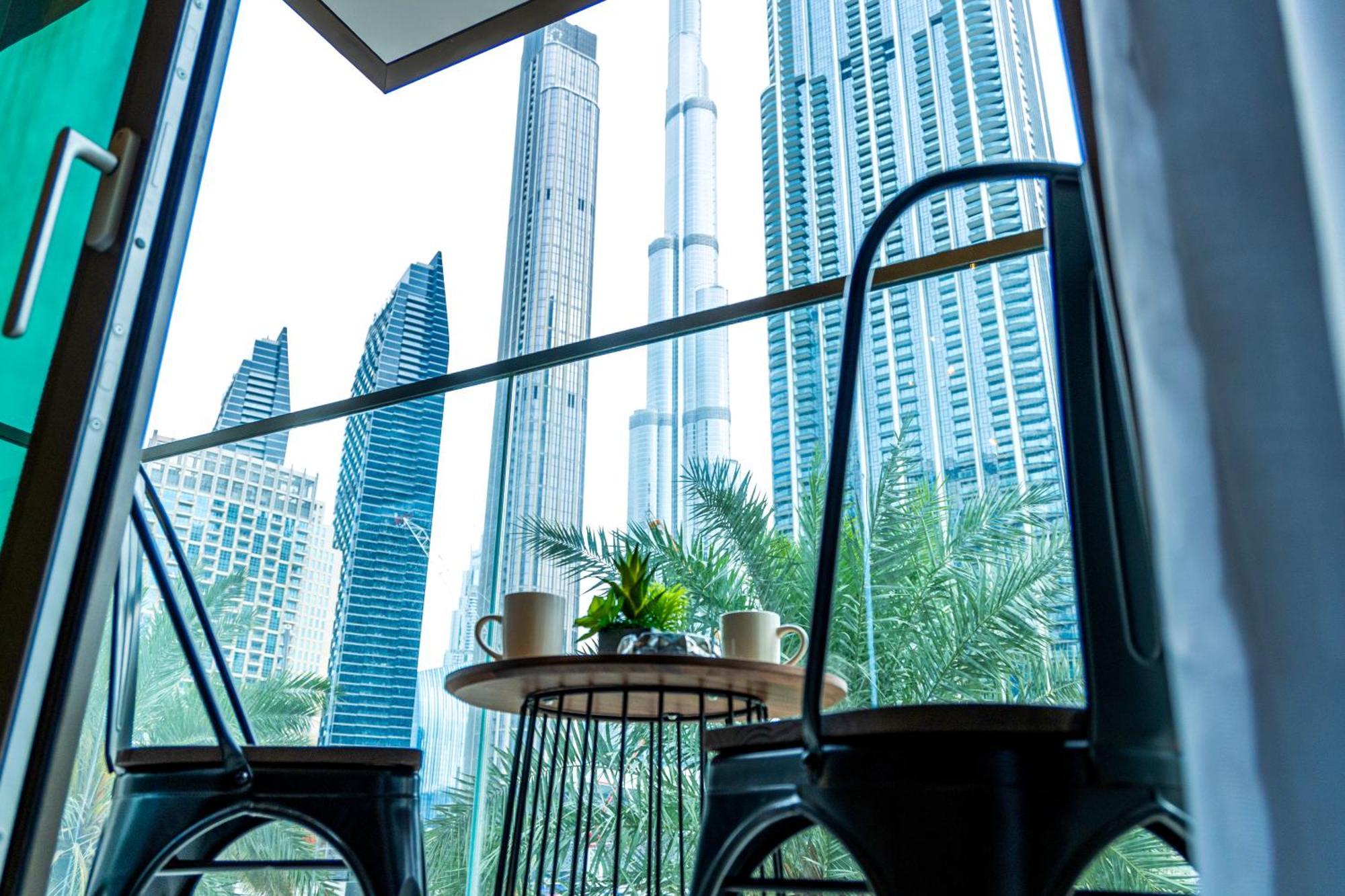 Burj Crown - First Class Boulevard View, 9 Min Walk Mall * Dubai